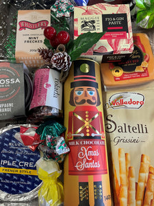 CHRISTMAS FOODIE GIFT HAMPERS